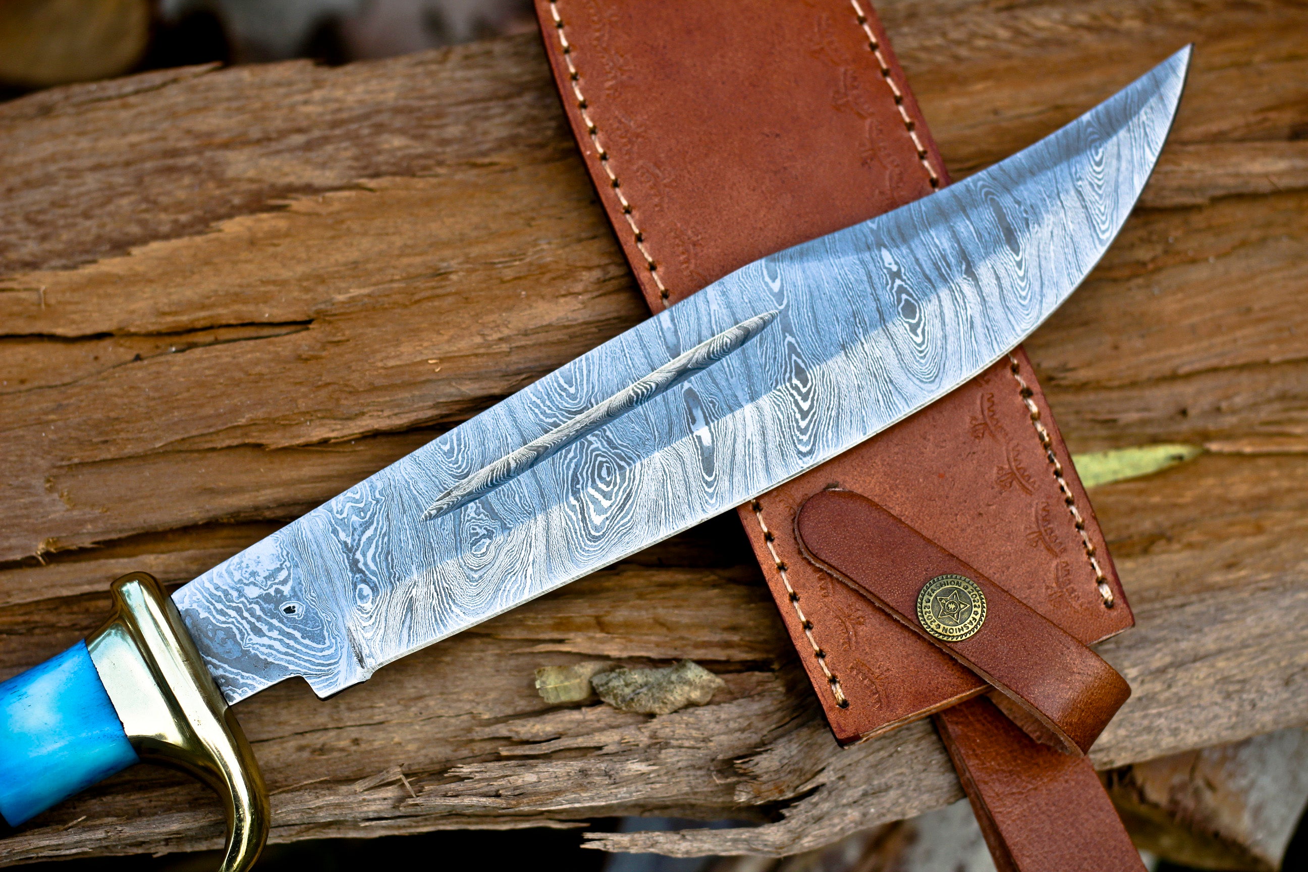<h3>HANDMADE FORGED DAMASCUS Steel Bowie Hunting Knife EDC - 15” Survival</h3>