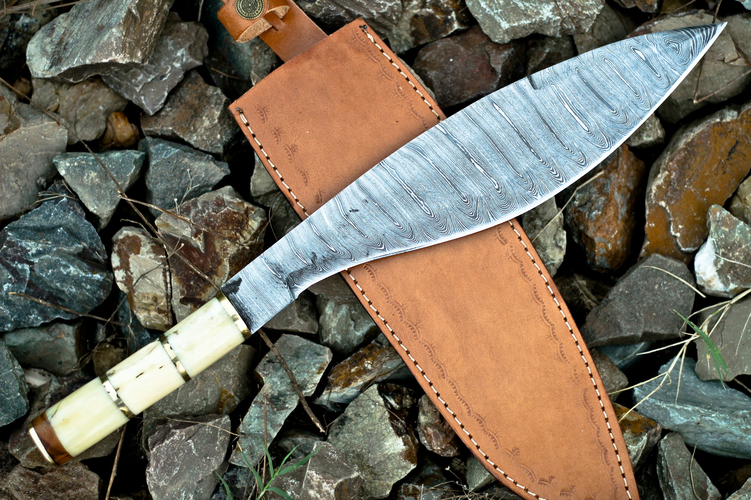 <h3>Custom Handmade Forged Damascus Steel Survival Hunting Bushcraft Kukri Knife EDC 12” With Camel Bone Handle</h3>