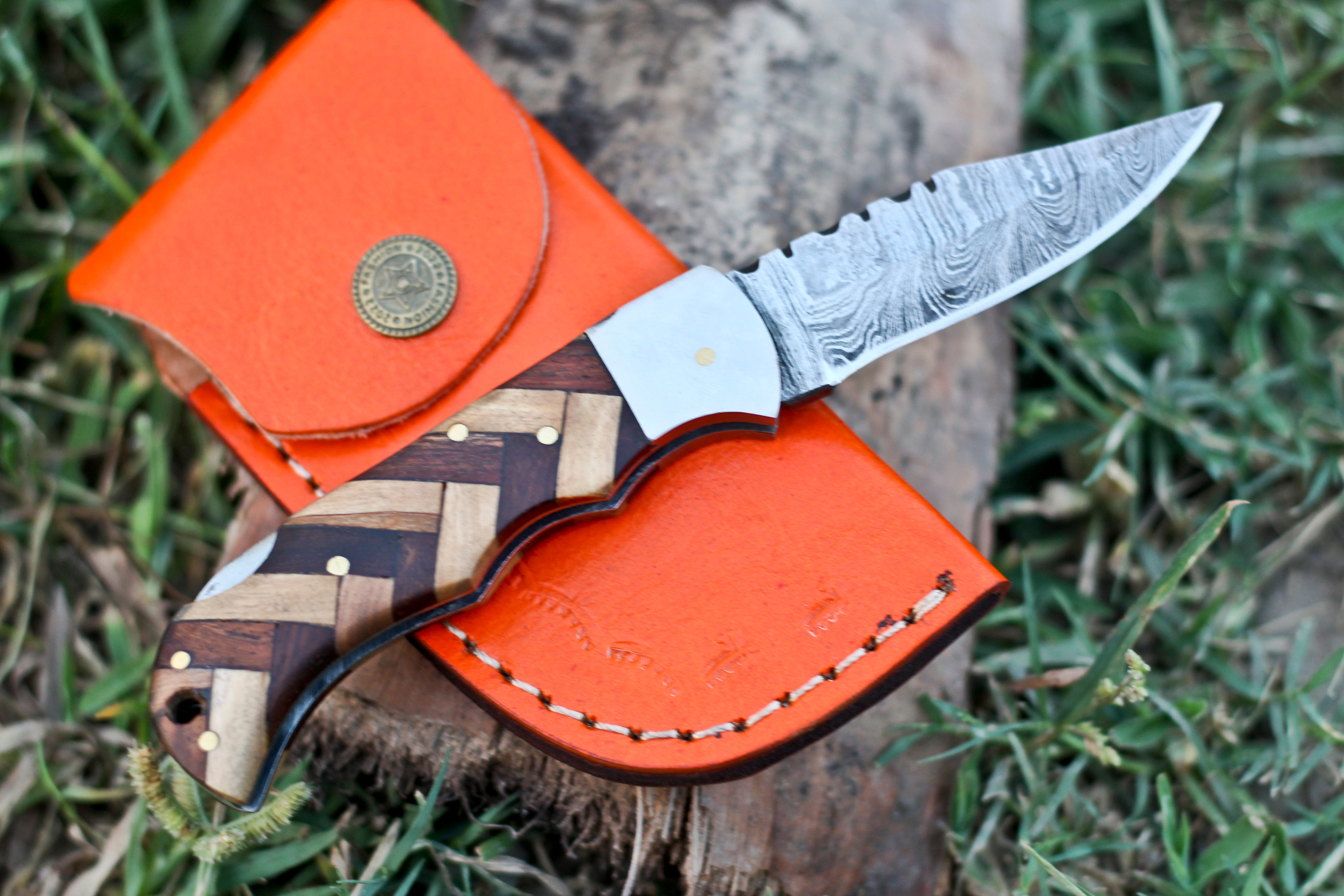 <h3>Handmade Damascus Steel Hunting Pocket Knife Camping Folding Blade With Cocobolo Wood _ Olive Wood Handle</h3>
