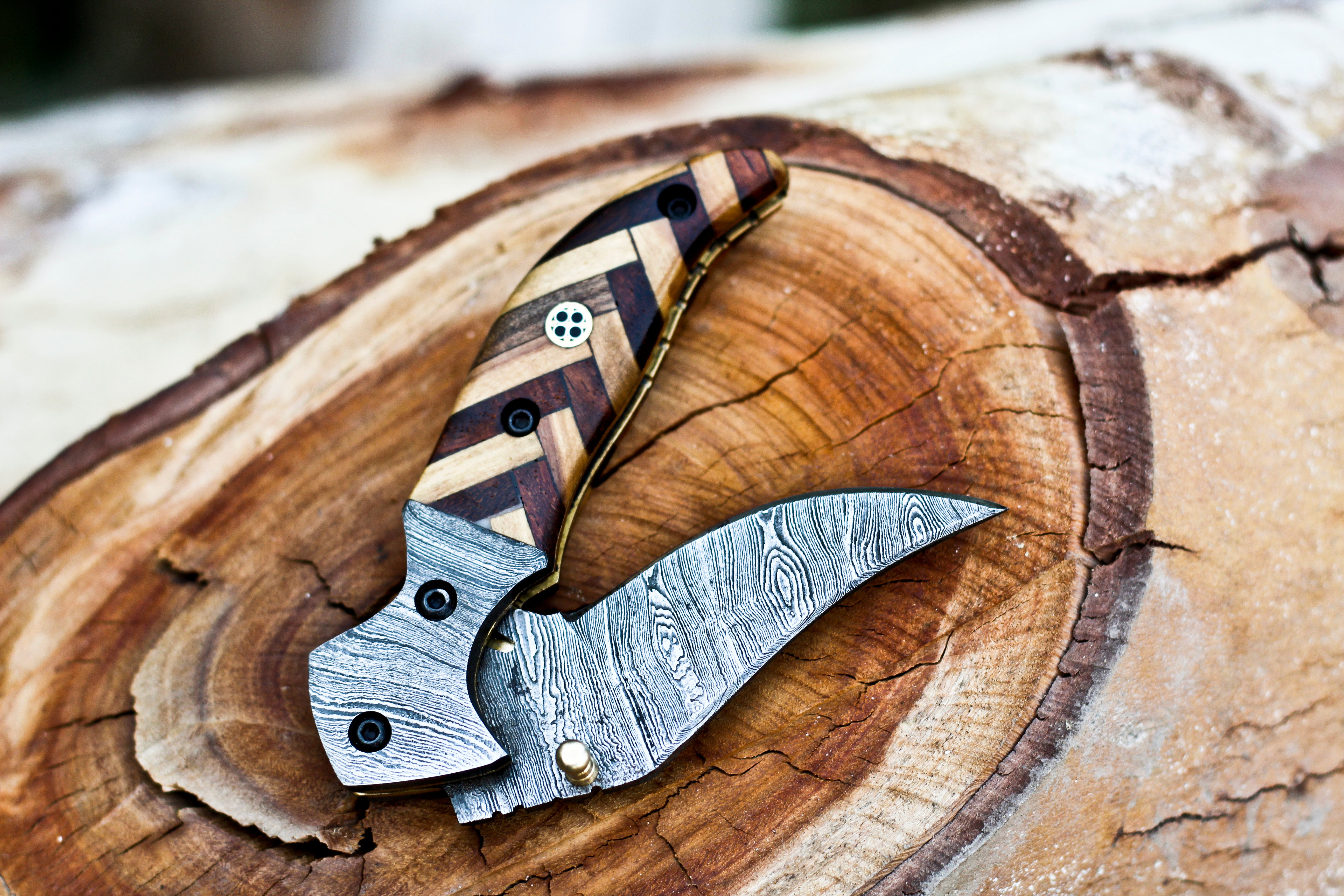<h3>Handmade Gift Knife with Olive _ Dark Wood Handle - Camping Pocket Knife</h3>
