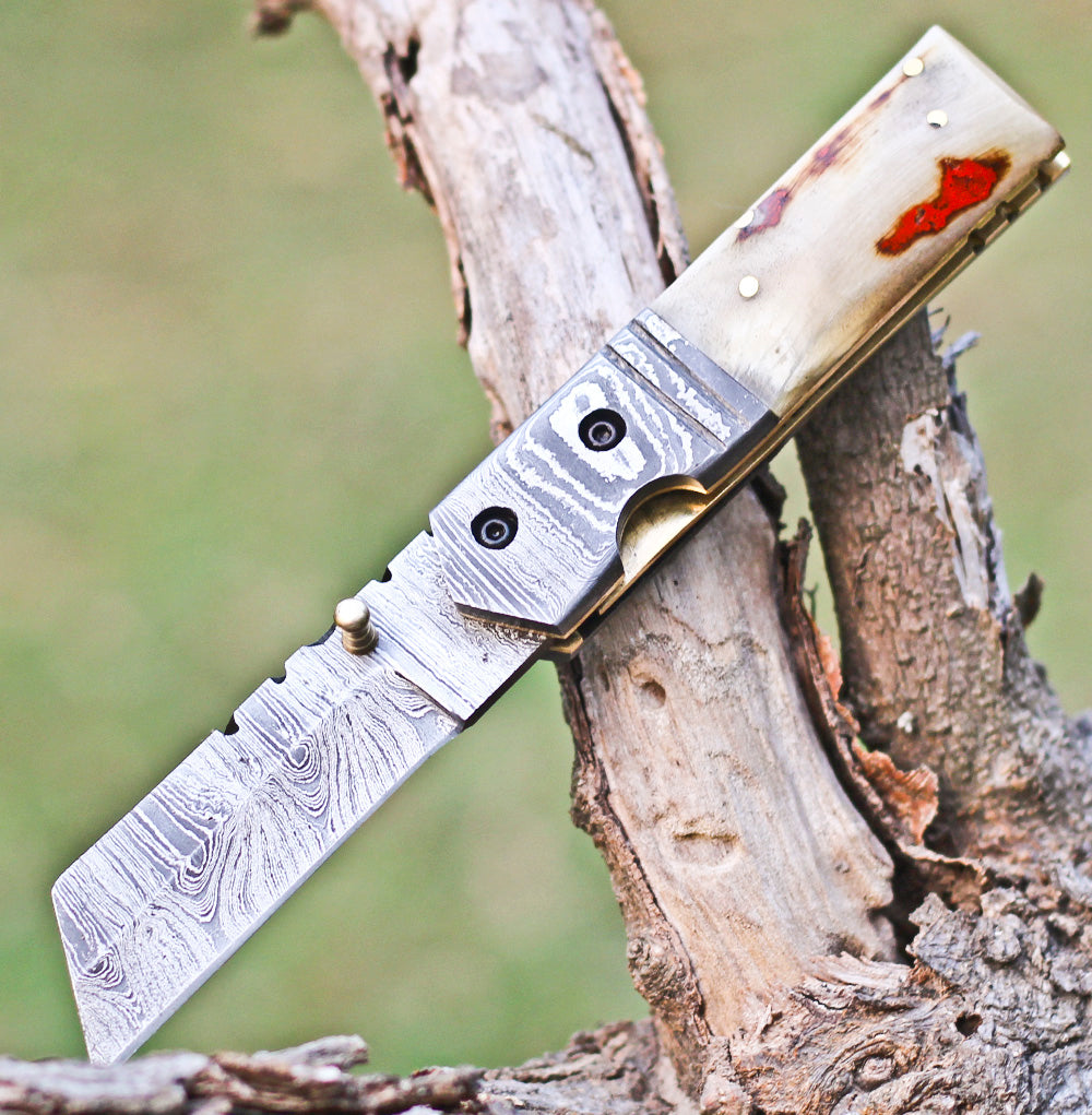 <h3>Handmade Damascus Steel Hunting Pocket Knife Camping Folding Blade EDC With Ram Horn Handle</h3>